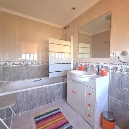Apartamento Con 2 Hab En